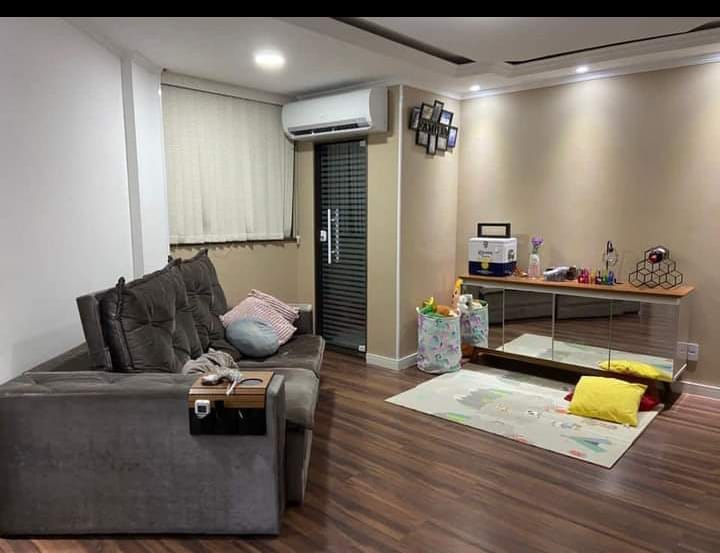 NS ASSESSORIA IMOBILIÁRIA   NATÁLIA SANTANA VENDE:  VENDO EXCELENTE APARTAMENTO TODO REFORMADO, ACEITA FINANCIAMENTO BANCÁRIO   ✅ 2 QUARTOS  ✅ SALA  ✅ COZINHA  ✅ BANHEIRO  ✅ ÁREA DE SERVIÇO  ✅ VARANDA  ✅ GARAGEM   📍RUA OLÍMPIA ESTEVES - REALENGO   🚨 APROVAMOS SEU CREDITO   VALOR 220MIL  📞Fale conosco:  21965195569