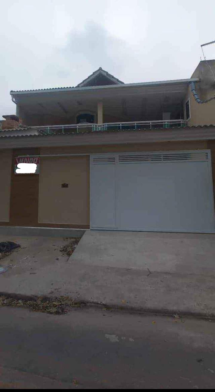 🏠ASSESSORIA IMOBILIÁRIA NS    VENDO DUPLEX COMPOSTO POR:  ✅2 QUARTOS COM SUÍTE  ✅SALA AMPLA COM LAVABO  ✅ BANHEIRO  ✅COZINHA  ✅ VARANDA ✅GARAGEM ✅FRENTE DE RUA  ✅ PRIMEIRA LOCAÇÃO  🔴Valor: R$ 399.000,00  Estudo proposta !!  NAO ACEITA CARTA DE CRÉDITO!!!!  📍Localizado: RUA IVORÁ- REALENGO Ótima localização, farta condução, comércio   📞21965195569  📞2197711-5322